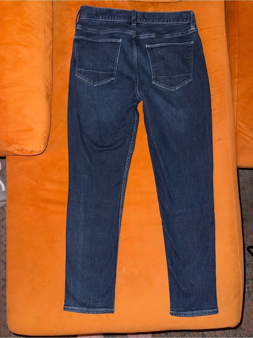 Men's Banana Republic Dark Blue Distressed, “Traveler Jean” Size 31x30